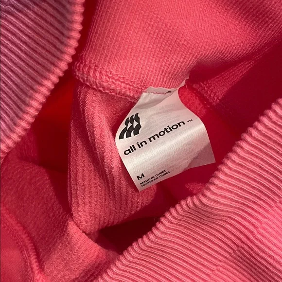 All in Motion Pink Leggings and Top Set - Picture 6 of 8